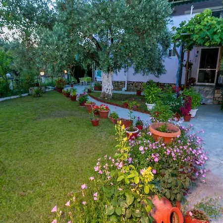 Panagiotas House * Asztrída